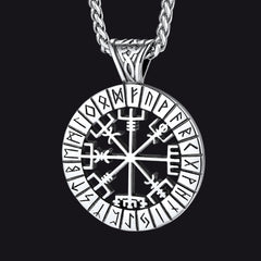 Colar com pingente de bússola Vegvisir com runas vikings para homens