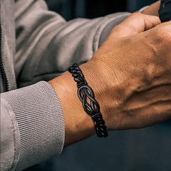 Pulseira de casal com corrente cubana e nó de amor infinito para o meu amor