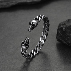 Pulseira de corrente cubana com cabeça de esqueleto e caveira gótica