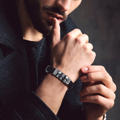 Pulseira de couro trançado com 3 caveiras góticas, presente para pai, filho e neto