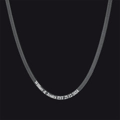 Gargantilha com corrente de cobra em espinha de peixe personalizada e gravada para mulheres e homens