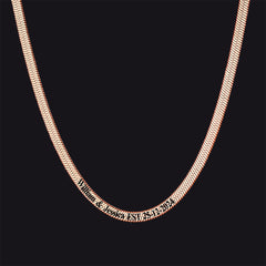 Gargantilha com corrente de cobra em espinha de peixe personalizada e gravada para mulheres e homens