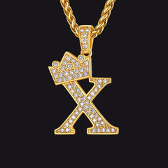 Colar com letra inicial e zircônia cúbica brilhante