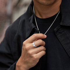 Anel de ônix preto masculino com diamante em prata esterlina