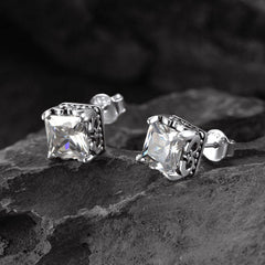 Brincos de diamante celta em prata esterlina com zircônia cúbica