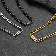 Colar com nome e elo de corrente cubana gravados personalizados