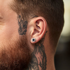 Brincos de pino de ônix preto com algarismos romanos em prata esterlina