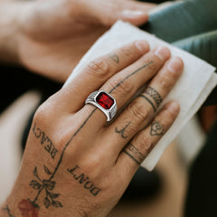 Edelstahlring mit gestreiftem Stein, Herren, Größe 7–14