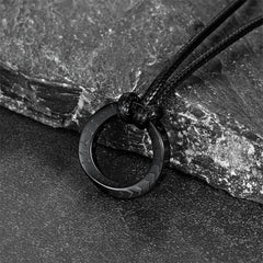 Colar de couro Viking Mobius Circle ajustável com corrente de couro masculino