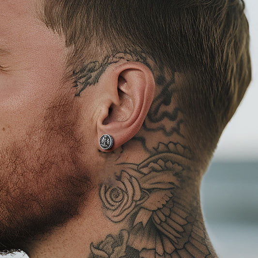 Brincos de pino Viking Rune de prata esterlina Viking Thors Hammer com runas em