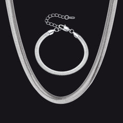 Conjunto de colar e pulseira com elos de corrente de cobra