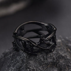 Anel masculino com coroa de espinhos e Jesus cristão