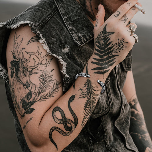 Pulseira de punho com cabeças de lobo nórdicas vikings