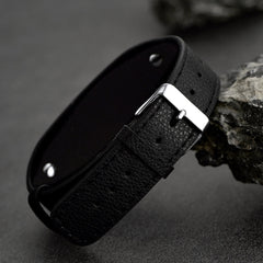 Pulseira de couro com bandeira americana preta