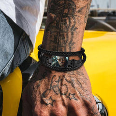 Pulseira de couro preta com imagem personalizada