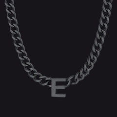 Colar feminino com corrente de elos cubanos personalizados de 7 mm e letra inicial de 18 polegadas