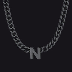 Colar feminino com corrente de elos cubanos personalizados de 7 mm e letra inicial de 18 polegadas