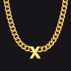 Colar feminino com corrente de elos cubanos personalizados de 7 mm e letra inicial de 18 polegadas