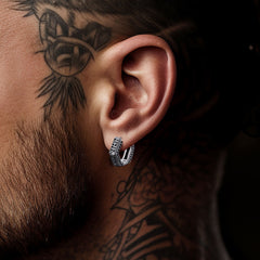 Brincos de argola Huggie com runas Viking Runas Viking Hexagonais para homens