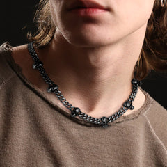 Gargantilha com corrente cubana e caveira gótica feminina, 9 mm de largura