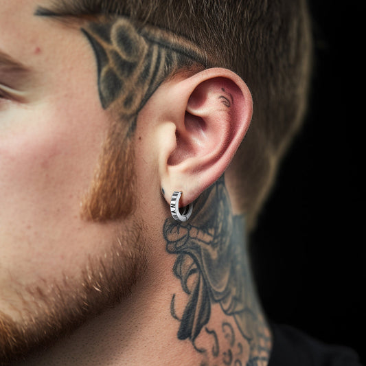 Brincos Huggie de Argola com Algarismos Romanos para Homens