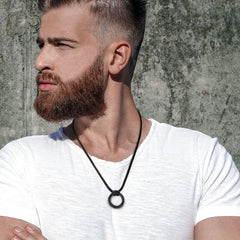 Colar de couro Viking Mobius Circle ajustável com corrente de couro masculino