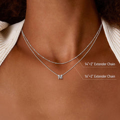 Colares em camadas com a letra inicial AZ para mulheres