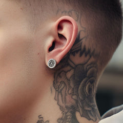 Brincos de pino Vegvisir com bússola nórdica e runa viking para homens