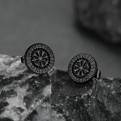 Brincos de pino Vegvisir com bússola nórdica e runa viking para homens