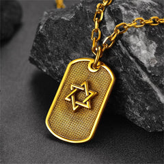 Colar masculino com placa de identificação com estrela de David judaica gravada