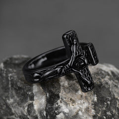 Anel masculino com crucifixo e cruz de Jesus cristão