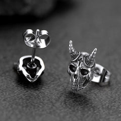 Brincos de Caveira de Cabra Satânica para Homens