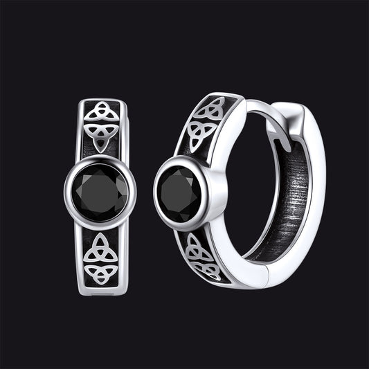 Brincos de argola Huggie com nó celta de ônix preto para homens
