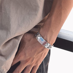 Armband mit kubanischer Gliederkette mit amerikanischer Flagge und 8 mm Breite