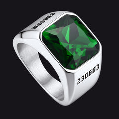 Anel masculino moderno com gravação de pedra preciosa CZ