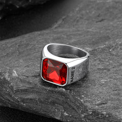 Anel masculino moderno com gravação de pedra preciosa CZ