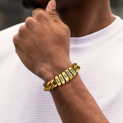 Individuell graviertes kubanisches Gliederkettenarmband mit mehreren Namen