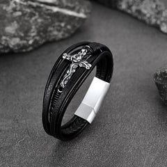 Pulseira de couro trançado com cruz de rosa negra cristã