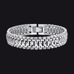 Klobiges Uhrenarmband mit Gliederkette