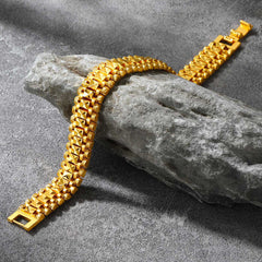Klobiges Uhrenarmband mit Gliederkette