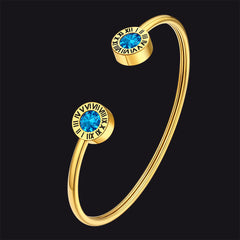 Pulseiras com pedras de nascimento e algarismos romanos