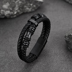 Pulseira de presente com punho de couro trançado preto gravado