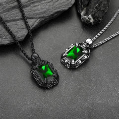 Colar de cristal com garra de dragão e caveira gótica masculino