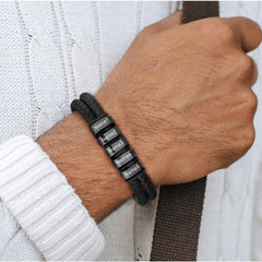 Pulseira de couro trançado com nome personalizado e contas personalizadas