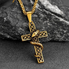 Colar Gótico Masculino com Cruz de Cobra em Aço Inoxidável