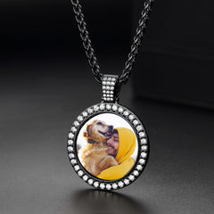 Colar com pingente de foto personalizado em círculo com zircônia cúbica masculina