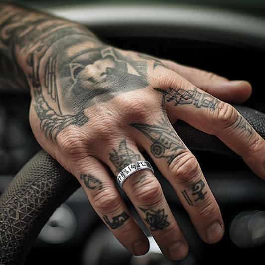 Anel de prata esterlina com runas nórdicas vikings para homens e mulheres