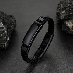 Individuell geflochtenes schwarzes graviertes Lederarmband
