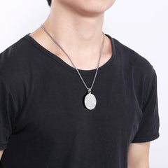 Colar masculino oval cristão com medalha de proteção de São Cristóvão