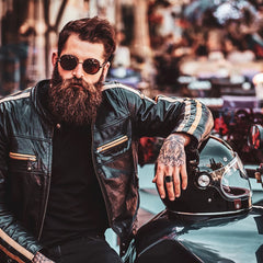 Anel Masculino de Ônix Preto com Coroa de Cristal